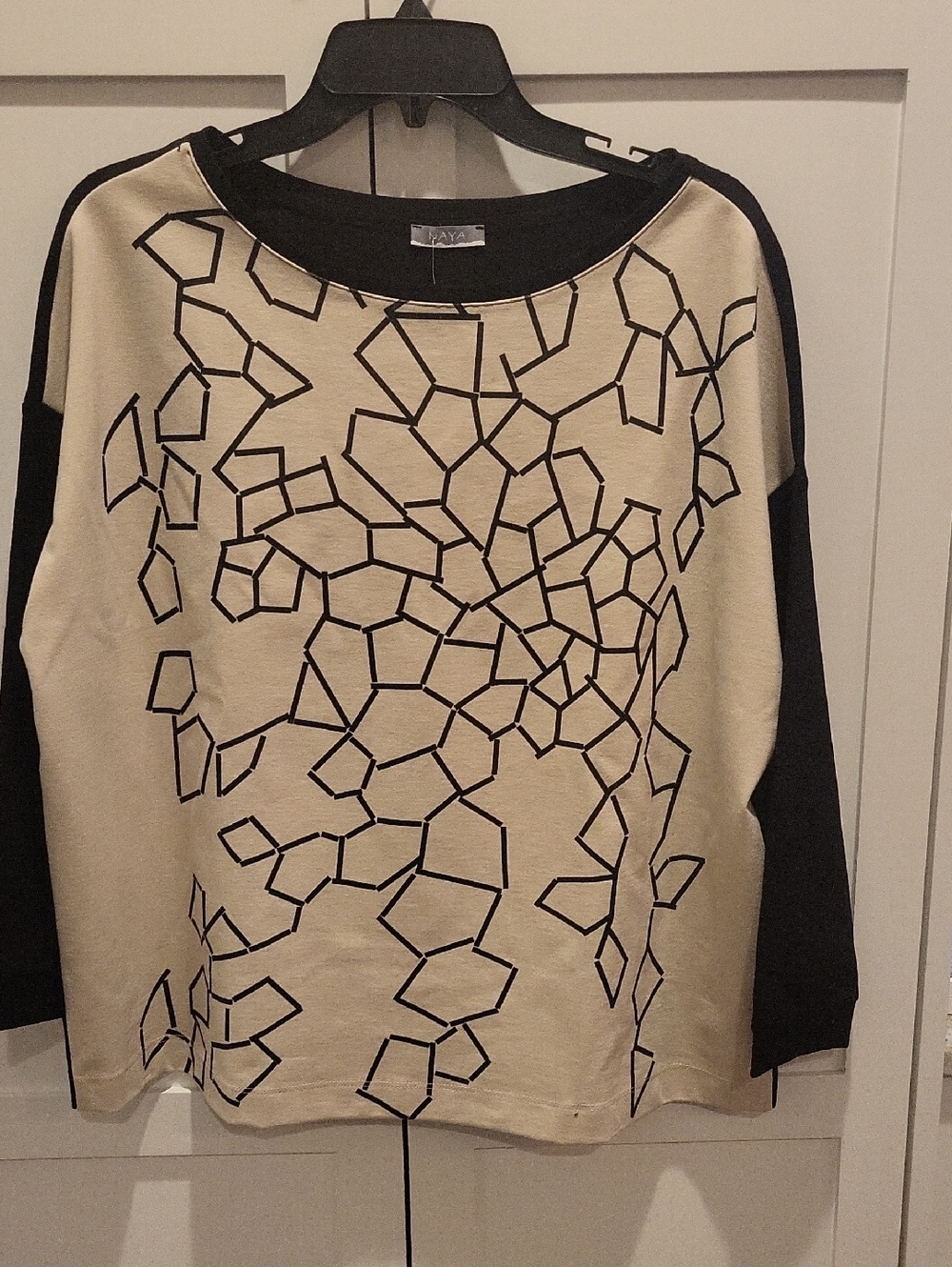 Naya NWT Cream Top with Black Geometric Print and Black Sleeves